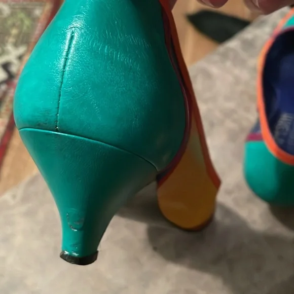 Vintage Timothy Hitsman pumps - Picture 6 of 8